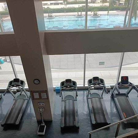 Avery Condo Suite At The Beacon Makati Makati City Exterior photo