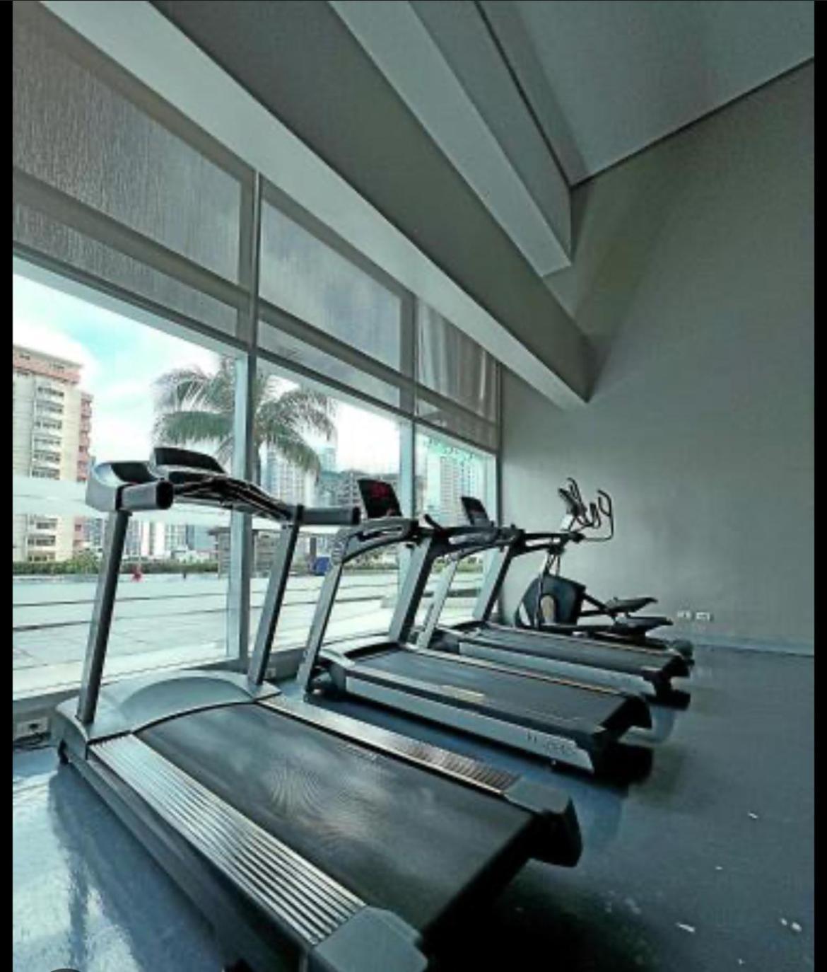 Avery Condo Suite At The Beacon Makati Makati City Exterior photo