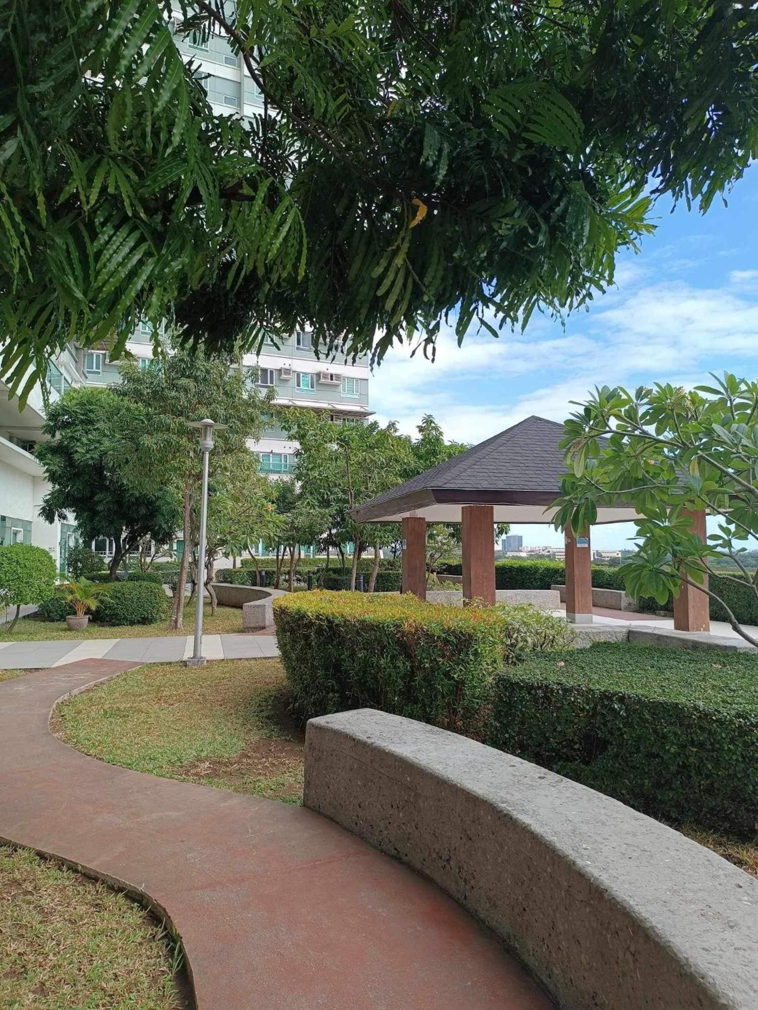 Avery Condo Suite At The Beacon Makati Makati City Exterior photo